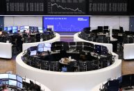 Bolsas da Europa fecham sem direção com reação a balanços e tarifas