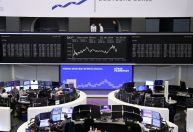 Bolsas dos EUA fecham semana em alta com mercado à espera de Trump