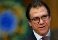 Bancos estão "satisfeitos" com garantias, diz Marinho