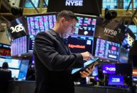 S&P 500 sobe e marca novo recorde de fechamento com ata do Fed
