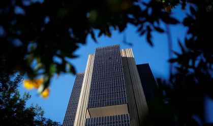 BC faz nesta segunda (20) leilões de dólar, para conter valorização