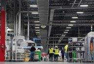Confiança do empresário industrial caiu em 19 setores em março, diz CNI