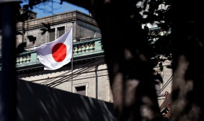 BC do Japão promete seguir elevando juros se inflação subjacente acelerar