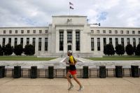 Chance de Fed cortar juros em setembro se mantém acima de 80%, aponta CME