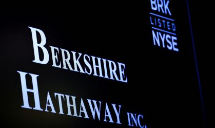 Ações da Berkshire Hathaway despencam após anúncio de saída de Buffett
