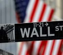 Wall Street fecha em alta após confusão sobre demissão de Powell