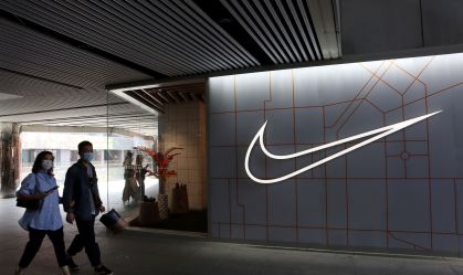 Nike planeja elevar preços nos EUA e voltar a ofertar produtos na Amazon