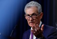 Não há pressa em cortar juros, pois economia dos EUA está forte, diz Powell