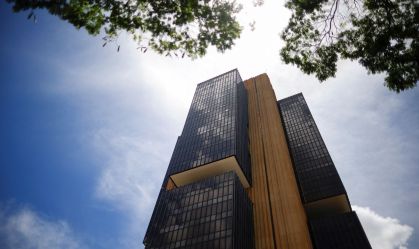 Número de usuários dos sistemas financeiro e de pagamentos dobra em 5 anos, diz BC