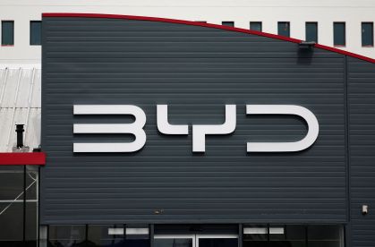 Logo da BYD em Reze, perto de Nantes, na França