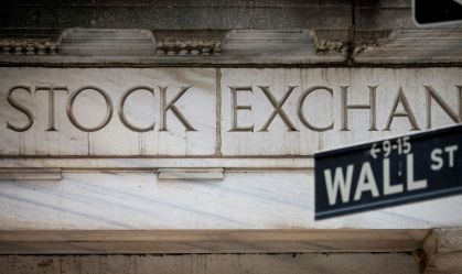Bolsas de Nova York fecham em alta após sinal positivo em reunião EUA-China