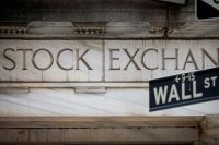 Bolsas de Nova York fecham em alta após sinal positivo em reunião EUA-China