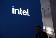 Intel revela novo chip de IA para combater domínio da Nvidia