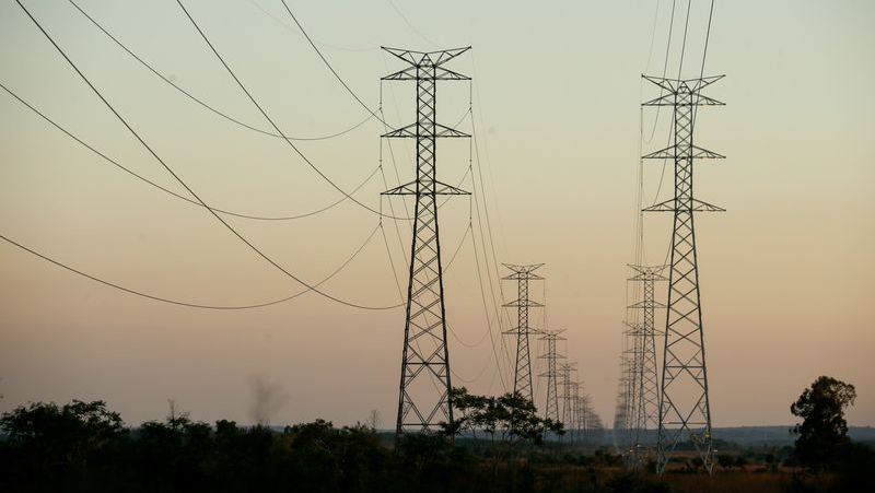 Linhas de transmissão de energia