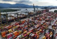Porto de Santos atinge recorde de movimentação em novembro e no ano