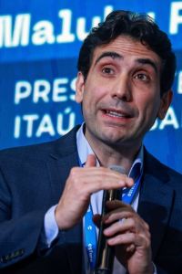 "BC fará movimentos comedidos", diz Galípolo sobre ciclo de corte nos juros