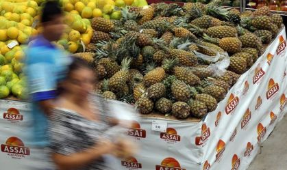 Novas regras devem dobrar número de estabelecimentos que aceitam VA e VR