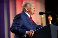 "Missão Gênesis": Trump lança programa para promover pesquisas com IA