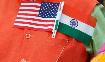 Trump revoga tarifa punitiva sobre Índia por compras de petróleo russo