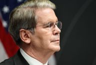 Bessent diz que juros altos dos EUA podem ter causado recessão imobiliária