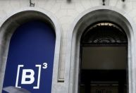 B3 aprova R$ 415,5 milhões em JCP e R$ 1,5 bilhão em JCP extraordinário