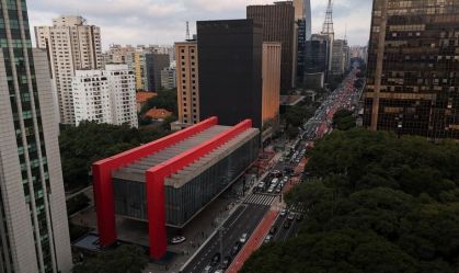 IBGE revisa para baixo crescimento do PIB do Brasil no 2º trimestre