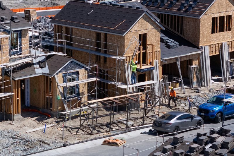 Construção de casas na Califórnia, EUA