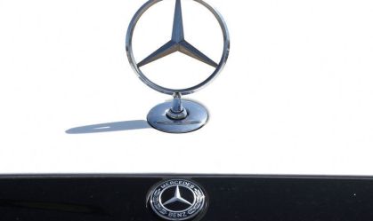 Mercedes lucra 1,19 bi de euros e anuncia recompra de ações no 3º tri