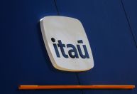 CEO do Itaú diz que parte dos demitidos admitiu vínculo em outras empresas