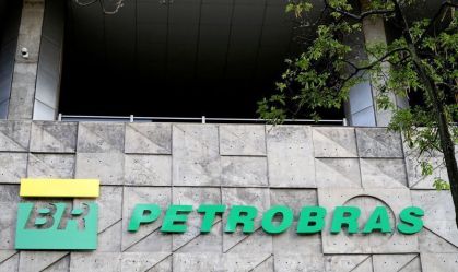 Greve na Petrobras: Justiça determina manutenção de 80% dos funcionários