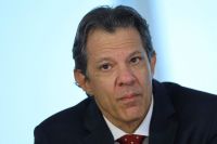 Haddad dá sinal favorável a reforma sobre folha de pagamentos