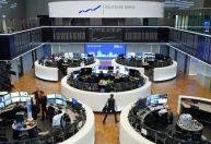 Bolsas europeias recuam com queda de ações de tecnologia e balanços