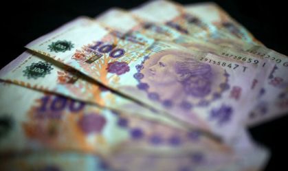 Investidores pressionam Argentina por peso flexível