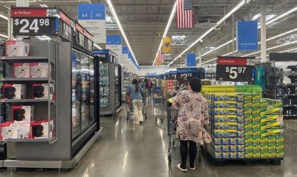 Projeto de lei de Trump pode falir supermercados menores nos EUA; entenda