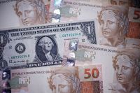 Veja como tarifas de Trump afetam o dólar