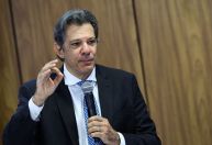 Congresso exige "cronograma" junto com medidas de Haddad