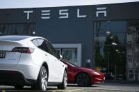 Especialistas temem que Elon Musk queira usar Grok 4 a seu favor; entenda