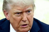 Trump: multidões violentas estão atacando agentes federais em Los Angeles