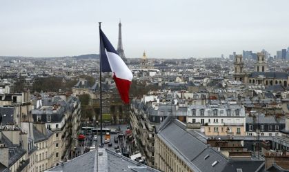 Fitch rebaixa recomendação de crédito da França