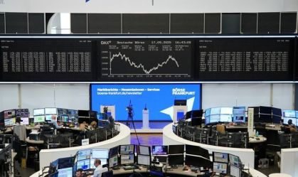 Bolsas da Europa operam mistas à espera de dados de inflação dos EUA