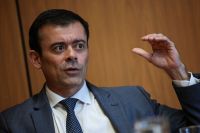 Cenário em 2026 pode ser de corte nos juros, diz Ceron, do Tesouro Nacional