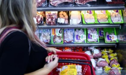 PIB: Consumo das famílias cresce 0,1% no 3º trimestre de 2025