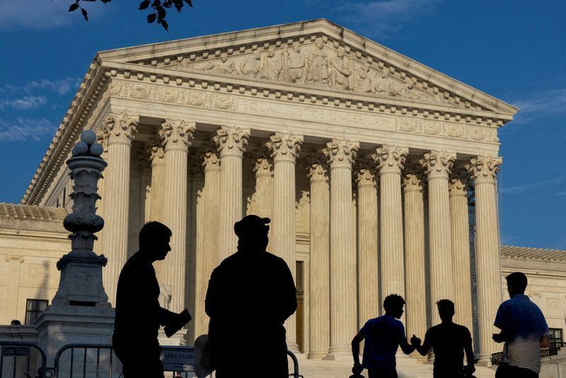Suprema Corte dos EUA deve divulgar decis&otilde;es em 14 de janeiro | CNN Brasil