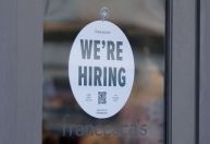 Relatório ADP: Setor privado dos EUA perde 32 mil empregos em novembro