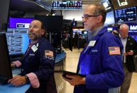 Wall Street sobe e investidores minimizam dados de empregos e shutdown