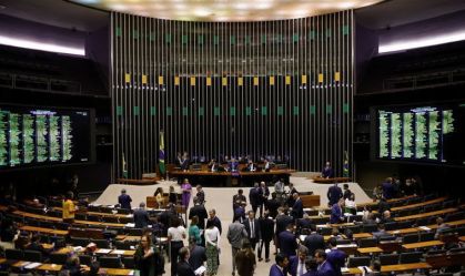 Câmara instala comissão para analisar isenção de IPVA para veículos antigos
