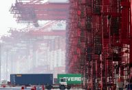 FMI eleva projeção de crescimento global, mas alerta para tensão EUA-China