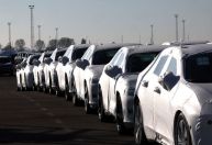 Emplacamentos da Tesla recuam em grandes mercados europeus