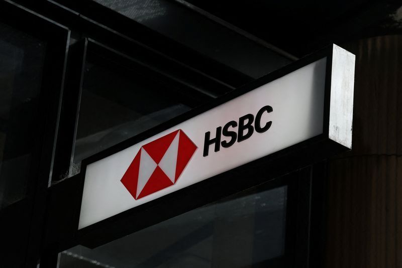 Logo do HSBC em agência do banco em Sydney