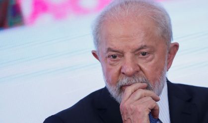 Lula reavalia "timing" para indicações ao STF e PGR, dizem fontes